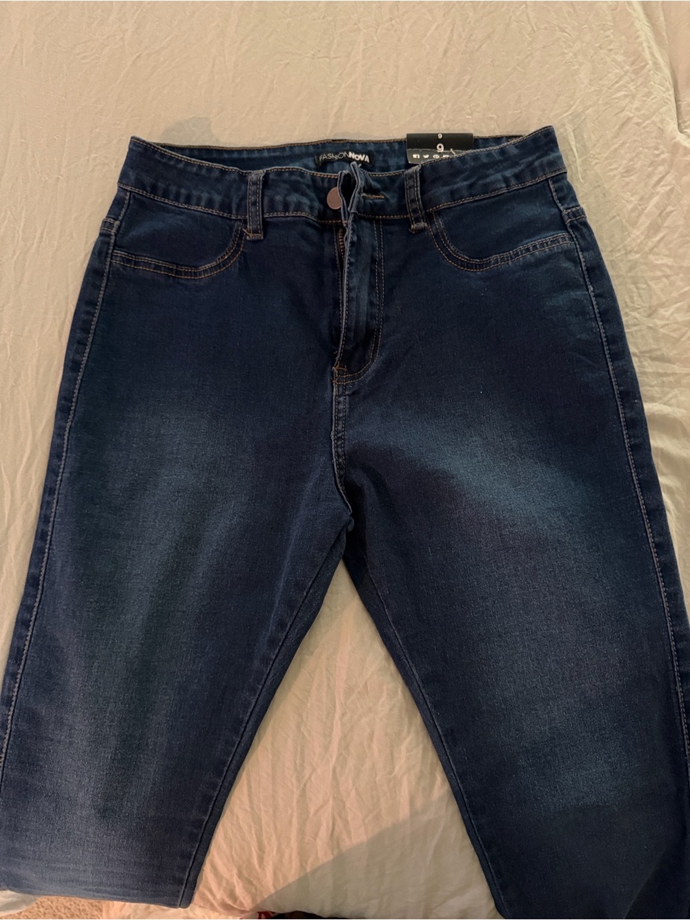 Fashion Nova Dark Blue Women's Jeggings with Contrast Stitching
